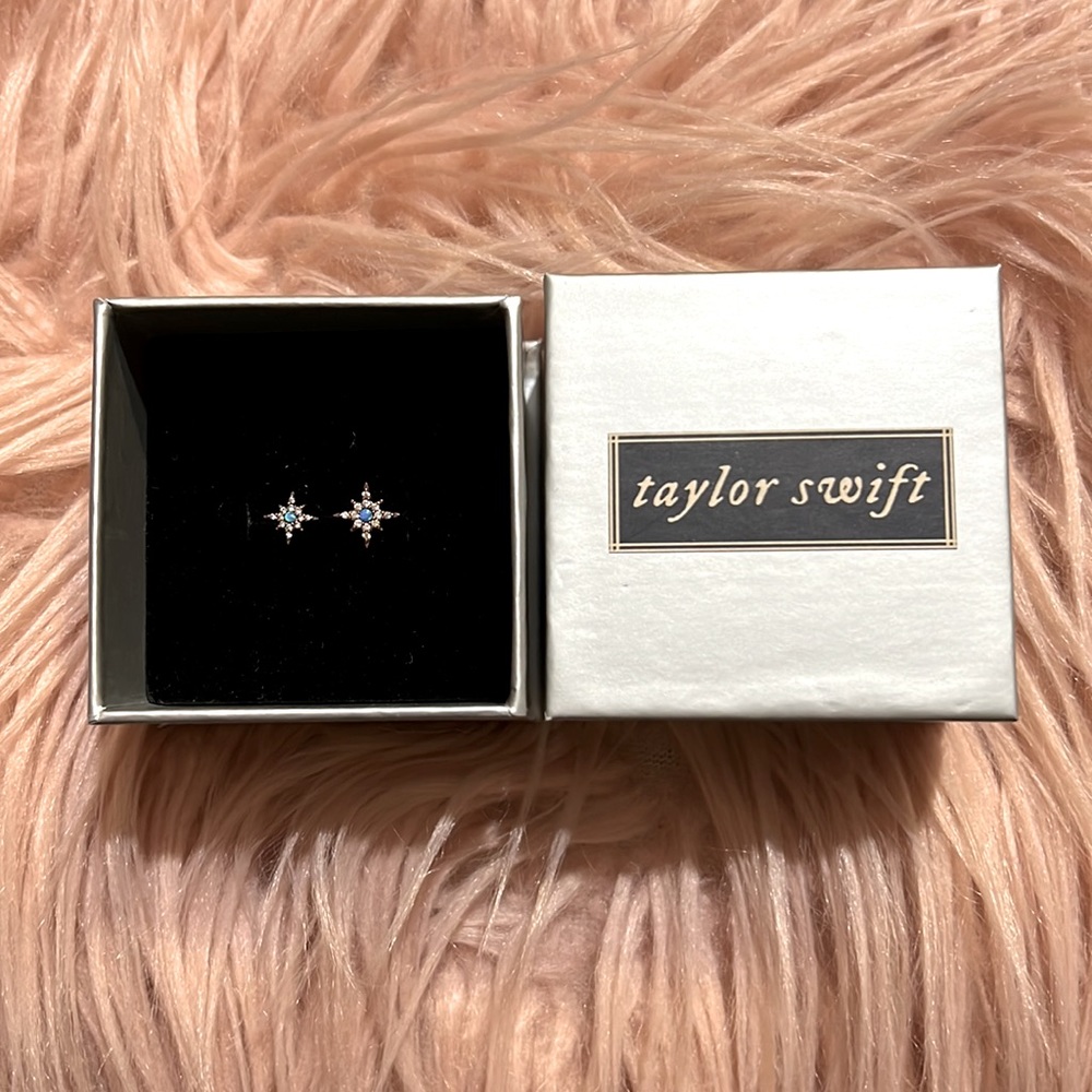NEW Taylor Swift Arcade Ring Evermore